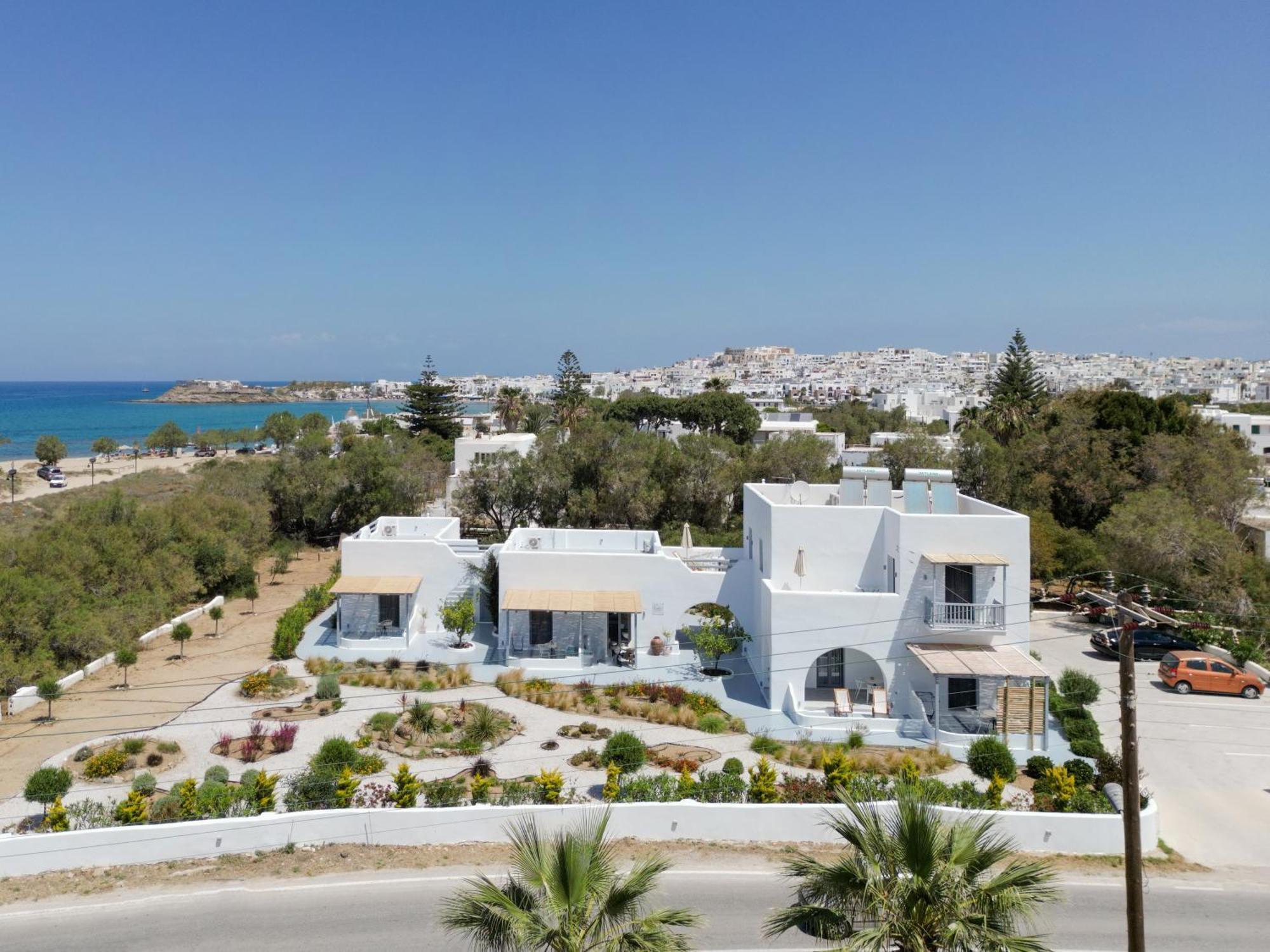 Crystal Mare Suites Naxos City Extérieur photo