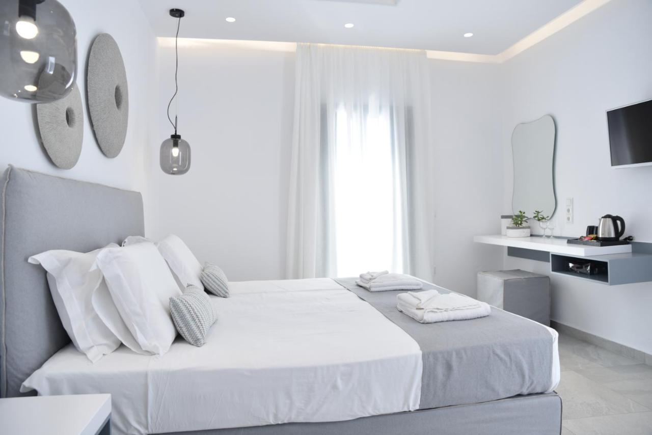 Crystal Mare Suites Naxos City Extérieur photo